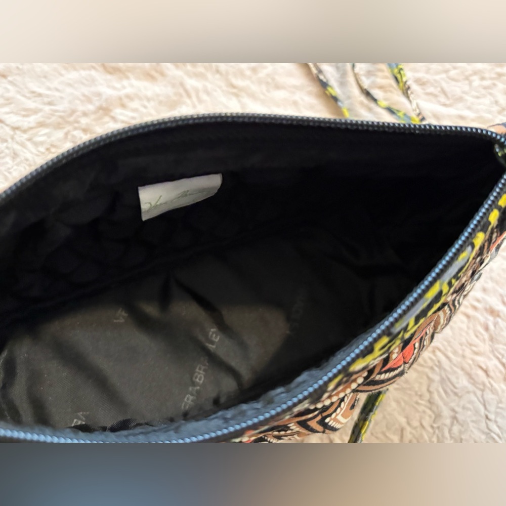 Vera Bradley  Crossbody Bag - Picture 6 of 13